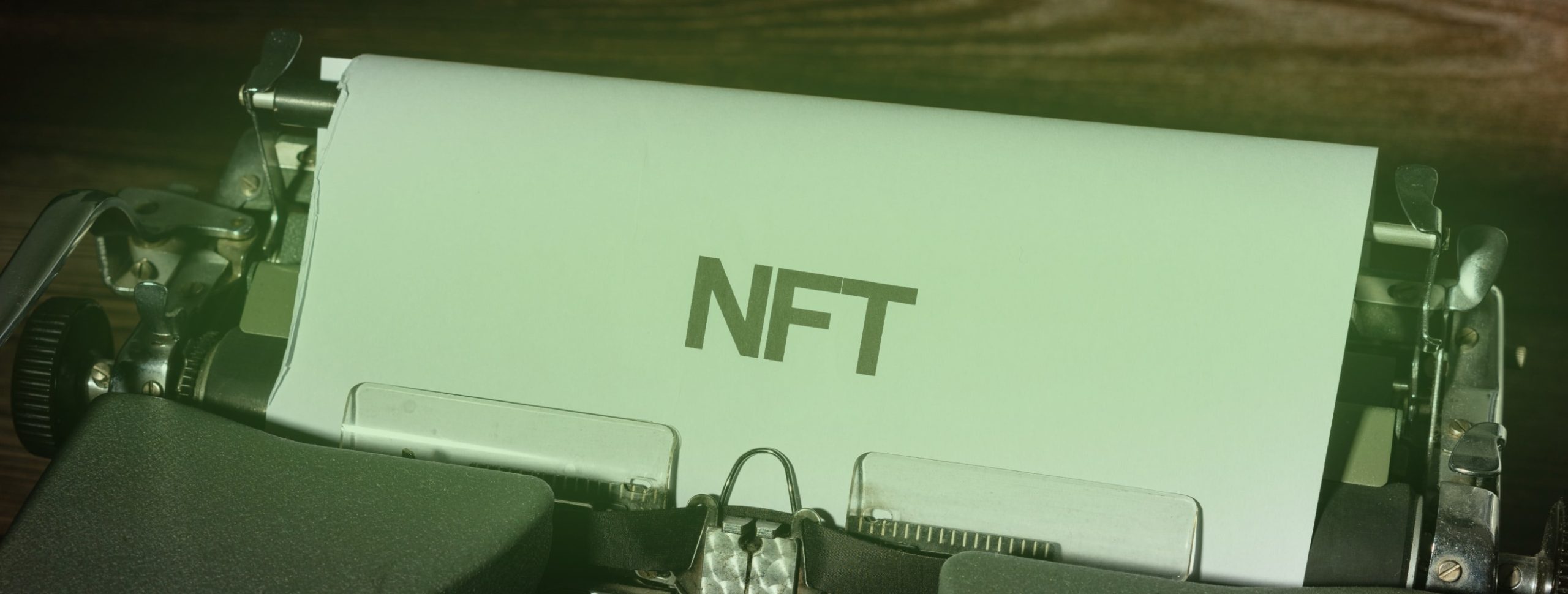 NFT (Non-Fungible Tokens)